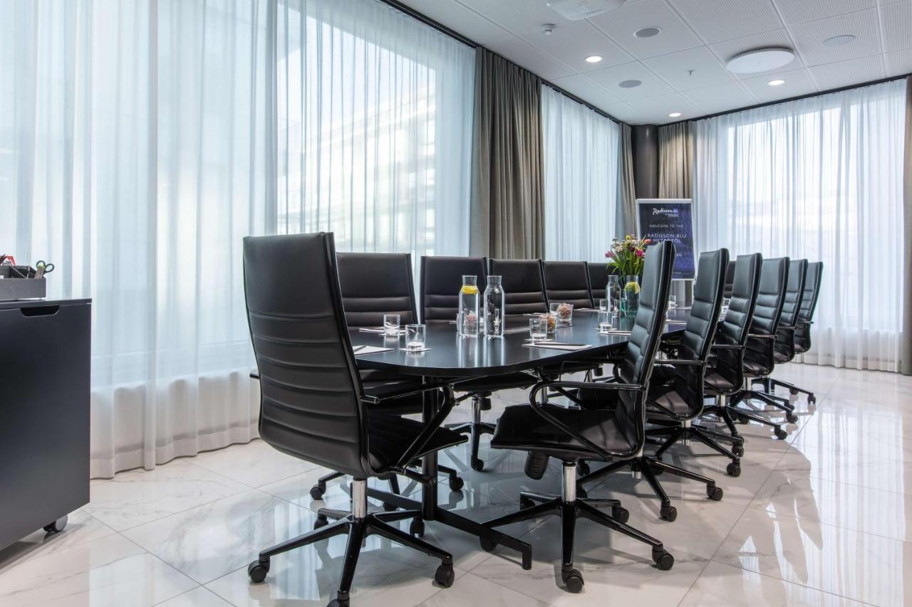 Radisson Blu Metropol 4*