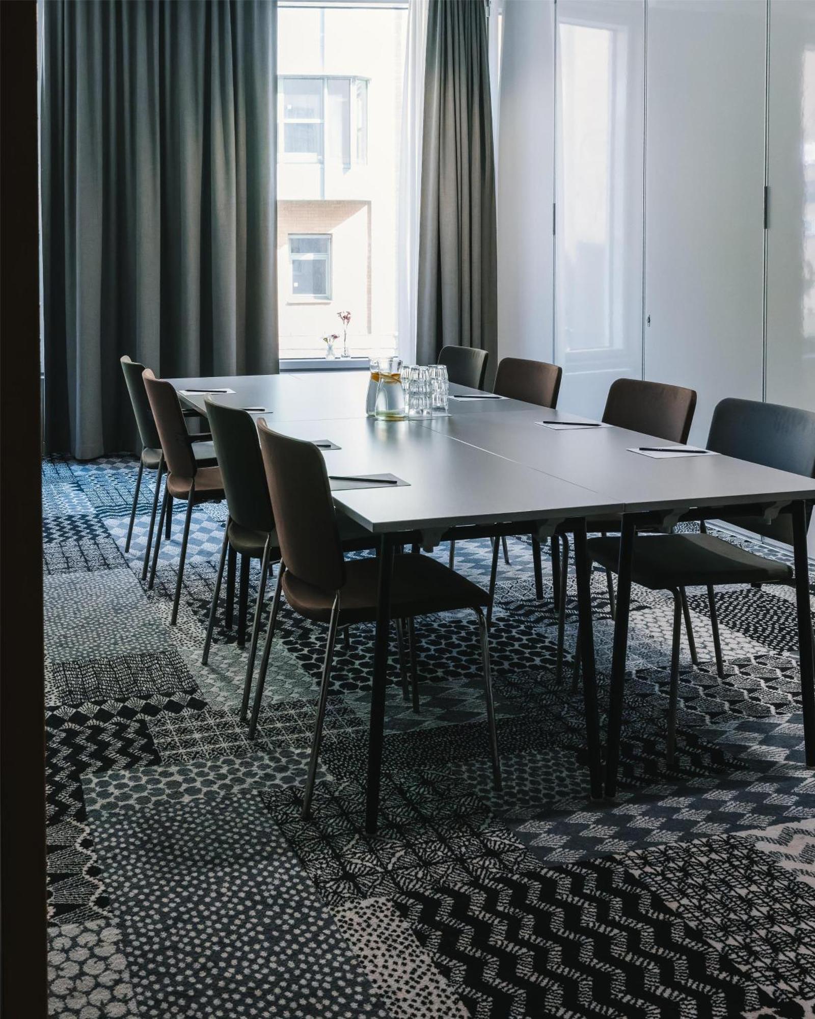 Hotell Radisson Blu Metropol 4*